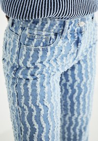 Noisy May NMARNIE LASER - Džinsi ar taisnām starām - medium blue