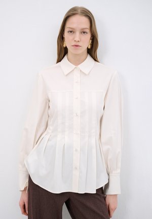 WITH STITCHING DETAILS - Hemdbluse - vanilla