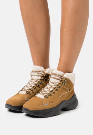 LEATHER - Korkeavartiset tennarit - brown