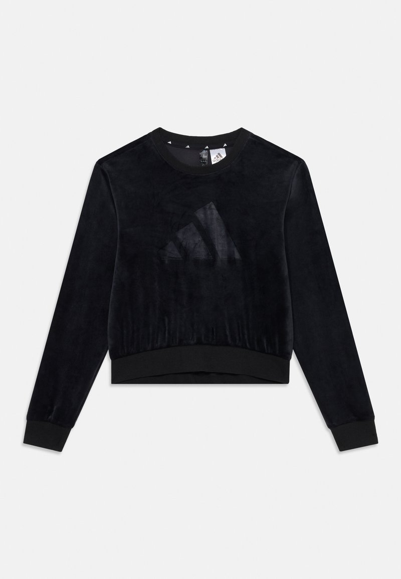 Felpa corta in velluto nero con maniche lunghe, polsini e orlo a coste. Presenta un logo Adidas tono su tono sulla parte anteriore.
