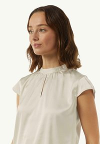 comma Bluse - helles beige