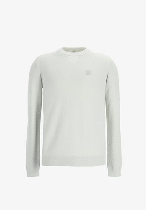 Suéter gris claro con un patrón texturizado, cuello de tripa acanalado y mangas largas. Presenta un pequeño logo en el pecho.
