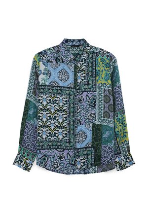 Chemise à manches longues à boutons, présentant un mélange de motifs floraux et géométriques complexes dans des nuances de bleu, vert et violet sur un tissu léger.