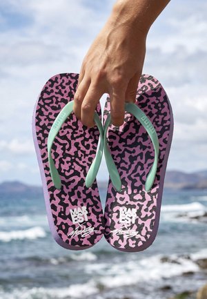 mtng, CHANCLAS COCONUT - Chanclas de dedo - rosa