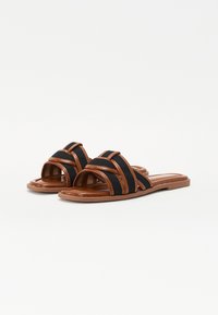 Thumbnail Image 2