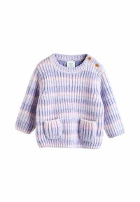 Pull pour bébé en tricot doux à côtes, avec des rayures violettes et roses, deux poches avant et des boutons décoratifs sur une épaule.