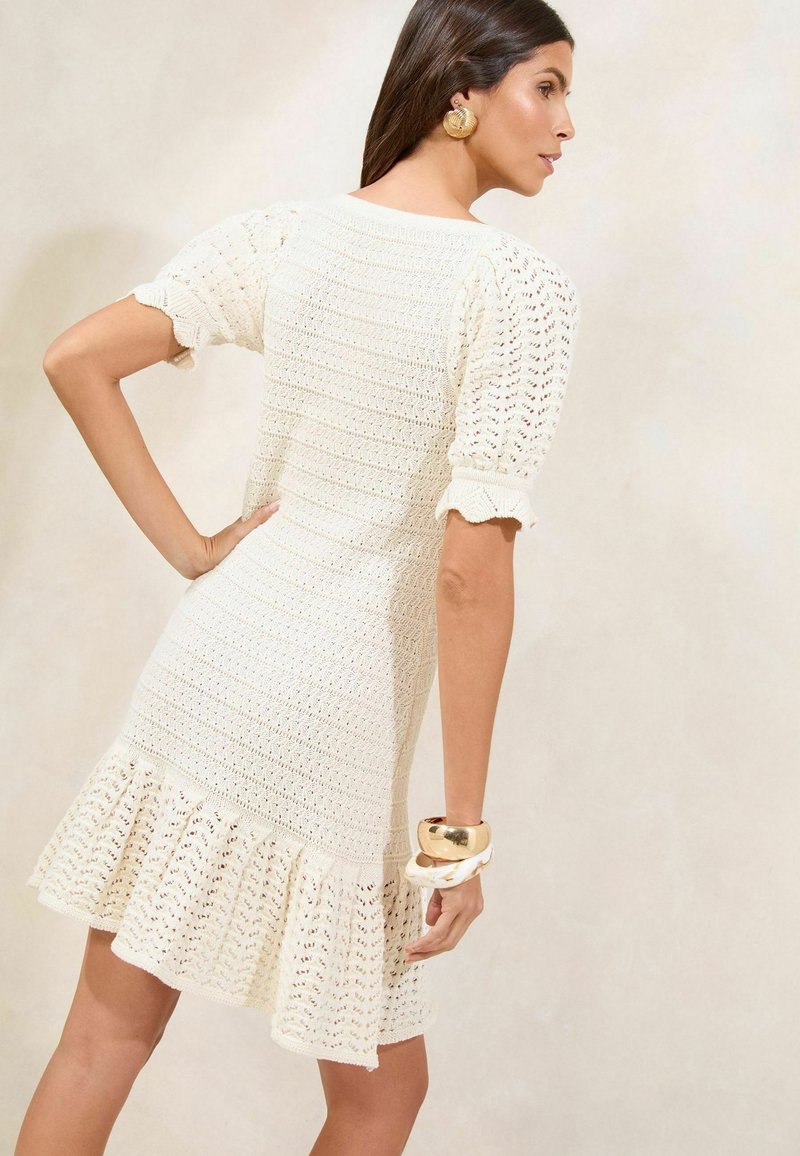 strapless open back dress Jezebel White Lace Plunge-Neck Collared Midi Dress – Club L London main image 1