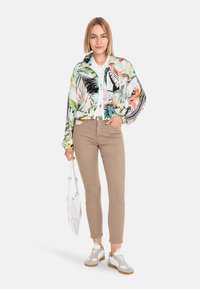 Marc Cain SILEA - Jeans Slim Fit - toffee macaron