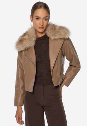 ISOLIERTE FÜR MIT PELZKRAGEN - Veste en similicuir - beige