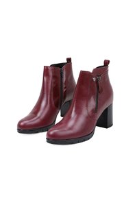 Sandra Fontán Botines - burgundy