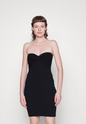 Abercrombie & Fitch CHASE MINI DRESS - Robe pull - black beauty