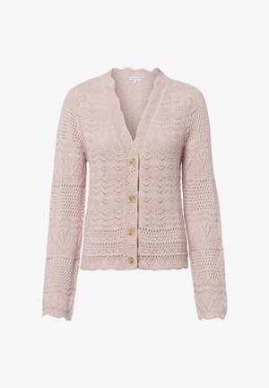 Lichtroze gebreide cardigan met gestructureerde chevron- en kantpatronen, geschulpte randen en vier bruine knopen aan de voorkant.