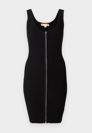 Črna rebrasta obleka s prilegajočim silhueto, okroglim izrezom in sprednjim zadrgo. Gladka tekstura in brezrokavni dizajn.