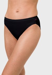 Schwarze Bikini-Unterwäsche aus glattem Stoff, mit gewellten Kanten und einem kleinen pinken Logoakzent auf der linken Seite. Standard Hipster-Schnitt.