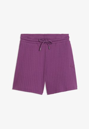 Pantalones cortos de punto canalé morados con cintura elástica y cordón ajustable, con un pequeño logo de Puma bordado en la pierna derecha.