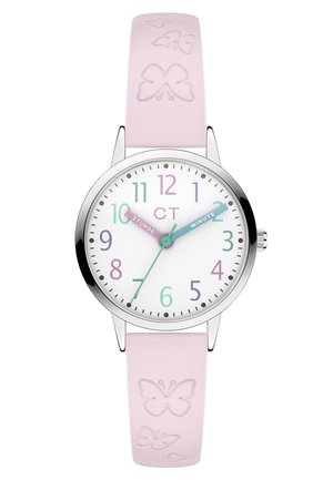Montre à quartz avec un cadran blanc, boîtier en acier argenté, bracelet en silicone rose pastel et motif de papillon en relief ; présente des index horaires multicolores.