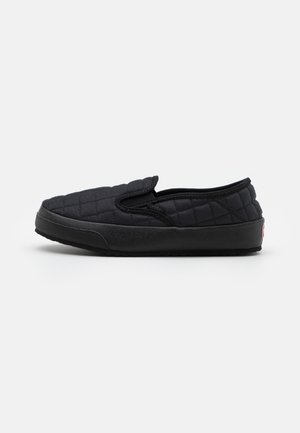 SLIP-ER 2 UNISEX - Zapatos sin cordones - black