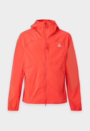 Nike ACG, FIVE TOWERS - Giacca a vento - crimson/summit white