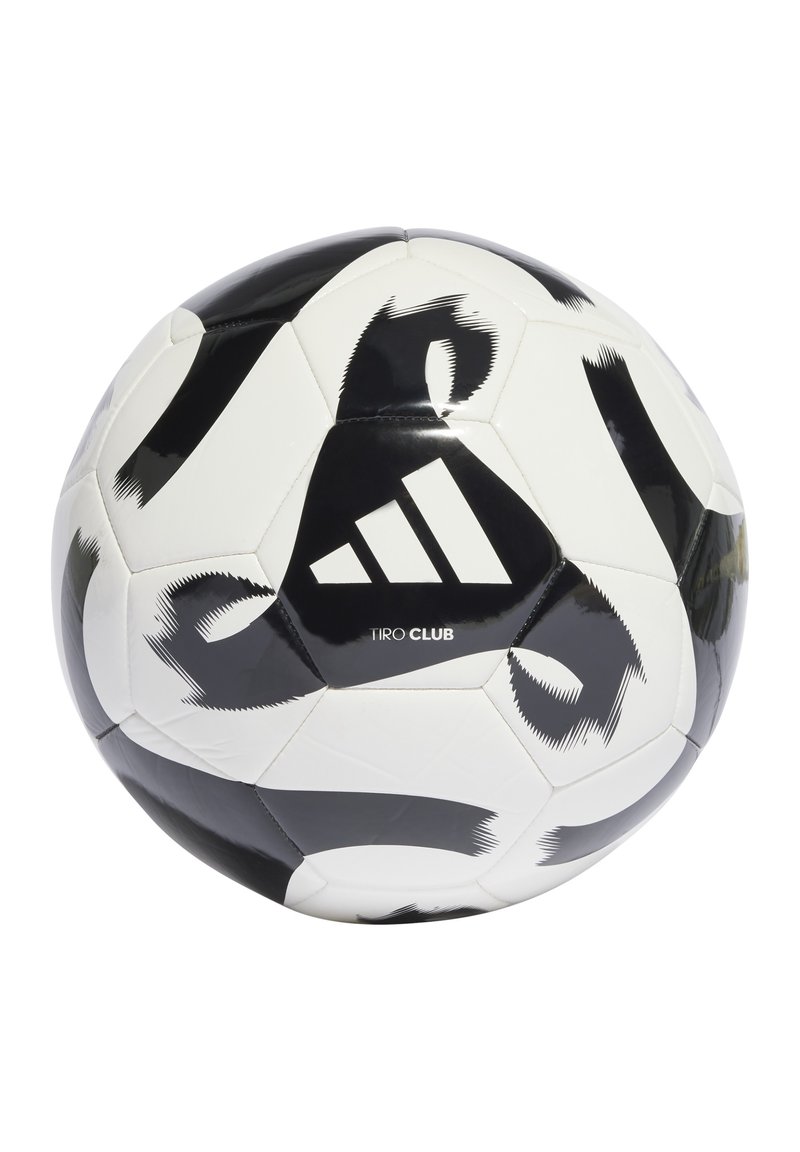 Pallone da calcio bianco e nero con un design a pannelli esagonali, caratterizzato dal logo Adidas e testo "TIRO CLUB" in una finitura liscia e lucida.