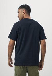 adidas Performance LOGO TEE - Trükipildiga T-särk - black