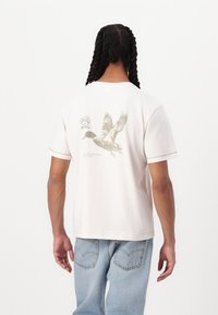 Pepe Jeans TARSEY TEE - Tričko s potlačou - off white