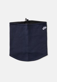 Navyfarbener Nackenwärmer aus weichem Material, mit abgerundetem Boden und einem weißen Nike-Logo an der Seite. Mit einem verstellbaren Kordelzug.