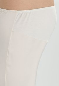 Cache Coeur SOFIA - Calças de pijama - pearl