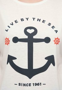 Cloud 5ive CLOUD5IVE DAMEN VISKOSE T-SHIRT MIT ANKER PRINT - Trükipildiga T-särk - white