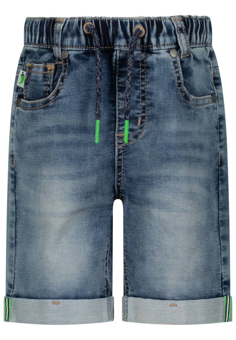 Ljusblå denimshorts med en blekt tvätt, elastisk midja, marinblå dragsko och upprullade fållar med gröna och svarta ränder.