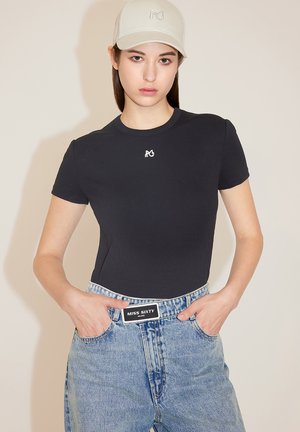 T-Shirt basic - black