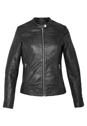 Czarna skórzana kurtka o dopasowanym kroju, z zamek błyskawicznym z przodu, zatrzaskowym kołnierzem i dwoma bocznymi kieszeniami. Teksturowane akcenty na ramionach dodają szczegółów.