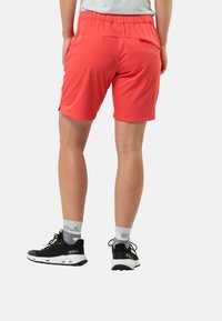 Jack Wolfskin ALPINE - Outdoorshorts - vibrant red
