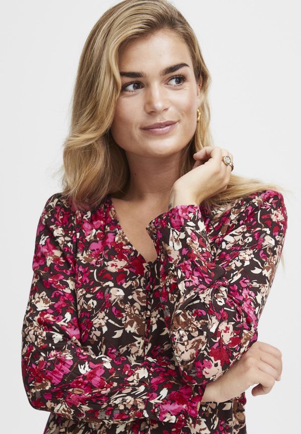 FRKiki - Day dress - very berry aop ma b4