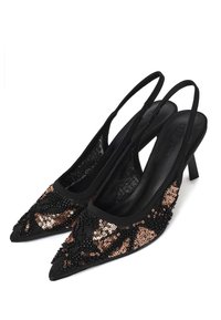 Zwarte slingback hoge hakken met puntige neus, versierd met zwarte en koperen pailletten en kralen in een bloemmotief.