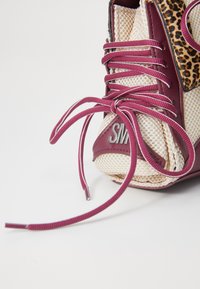 Steve Madden BDIEGO - Rankinė - leopard