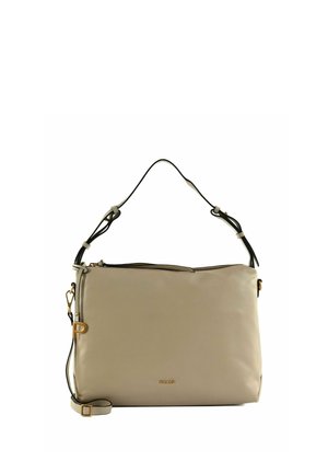 Sac à bandoulière rectangulaire beige avec sangle noire réglable, fermeture éclair dorée, petit logo doré et breloque décorative en forme de lettre "P" dorée.