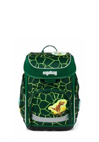 Groene rugzak met een schildpaddenpatroon, voorzien van een voorvak, reflecterende accenten en een dinosaurussticker aan de zijkant.