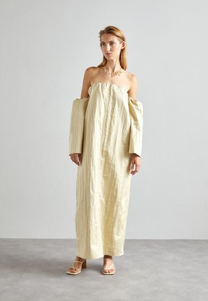 By Malene Birger EXCLUSIVE AIA - Galajurk - pearl