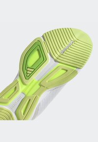 adidas Performance RAPIDMOVE ADVENTURE TRAINER - Treenikenkä - footwear white/pulse lime