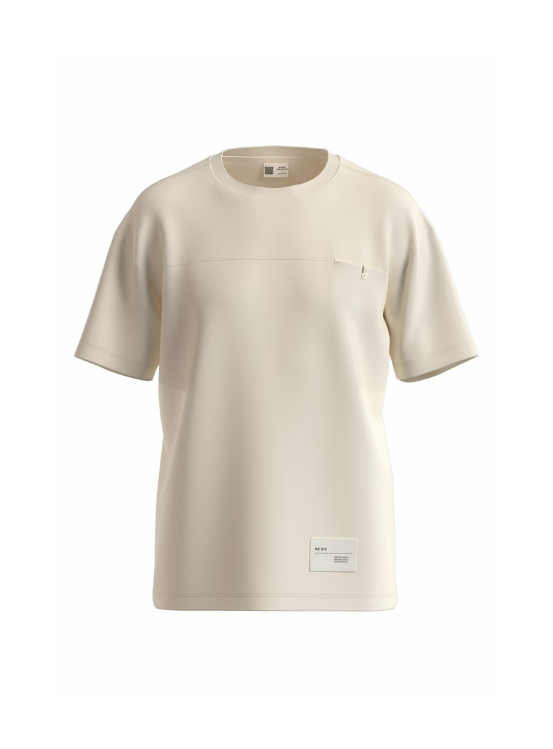 Lichtbeige t-shirt met korte mouwen, gemaakt van een gladde stof. Heeft een borstzak en een label aan de onderzijde links met tekst.