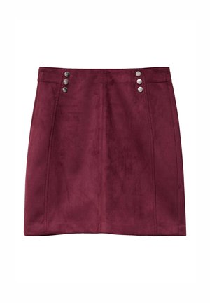 Bordeaux suede rok met vijf zilveren knopen en een soepele textuur. Het heeft een getailleerde vorm en zichtbare naaddetails.