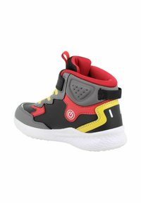Sneaker alte con un design grigio, rosso e giallo. Realizzate in materiale sintetico con dettagli in mesh, suola in gomma e cinturino con chiusura a strappo.