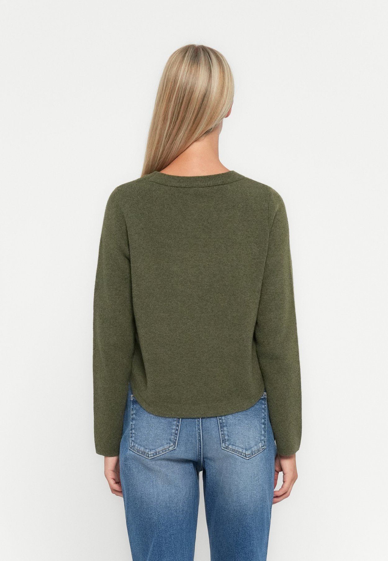 ONLRAMONE BUTTON DETAIL O NECK