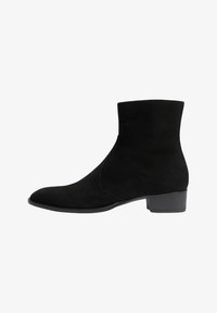 Niewybrane, black suede