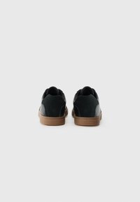 Calvin Klein Sneakers basse - black