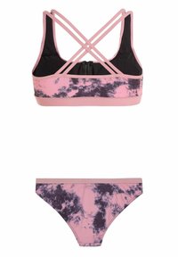 Set bikini tie-dye rosa e nero composto da un top con spalline incrociate e un fondo bikini coordinato in tie-dye. Texture liscia.