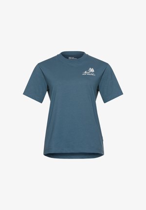 Blaues Baumwoll-T-Shirt mit kurzen Ärmeln, einem Rundhalsausschnitt und einem weißen Logo mit Bäumen und einem Zelt auf der linken Brust.