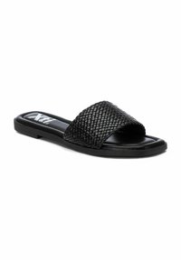 XTI Sandalias planas - black