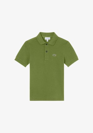 Polo in cotone verde con due bottoni, maniche corte e un piccolo logo ricamato sul petto. Presenta un colletto classico e un tessuto strutturato.