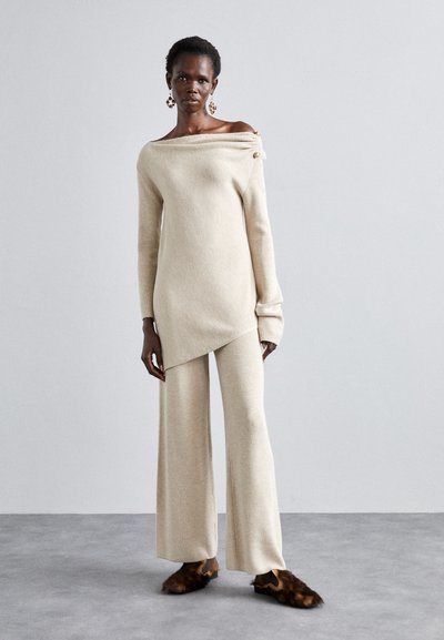 Cult Gaia SUDI PANT - Bukse - tawn